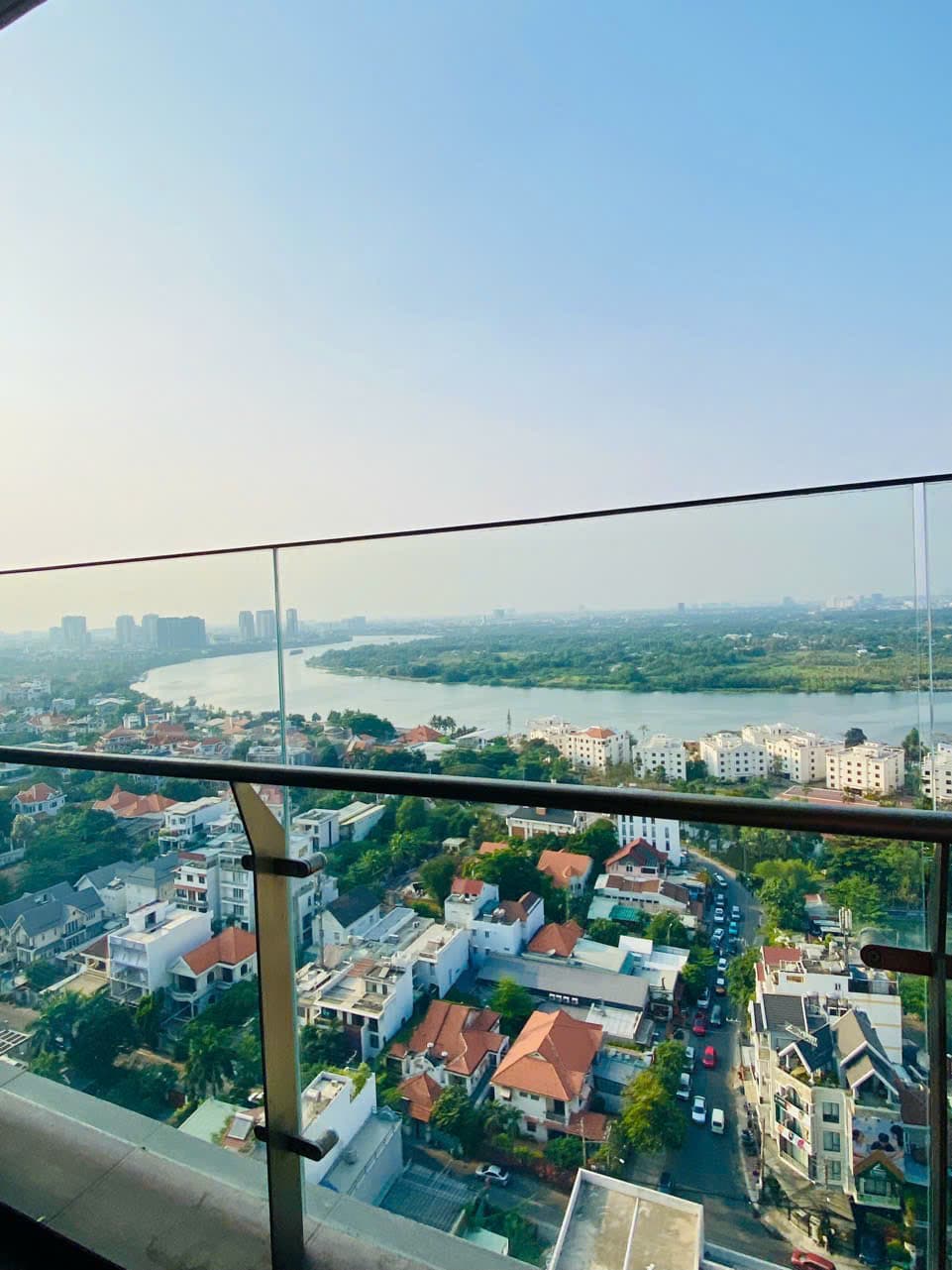 타오디엔 Fraser Q2 3침실 12층 월세 사진 9 |  |  |