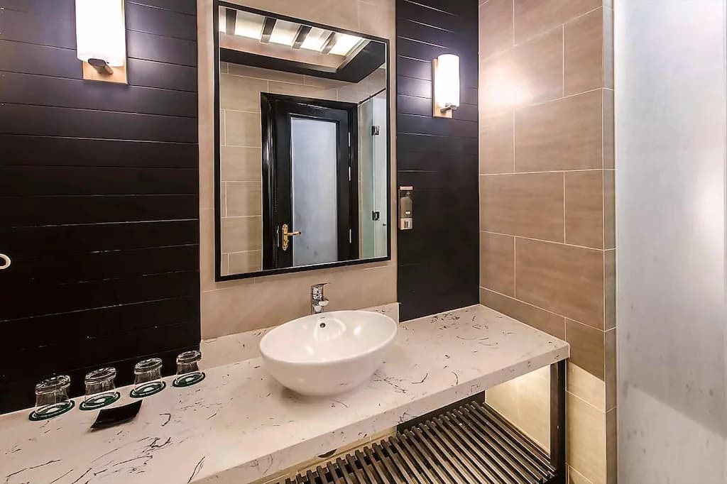 Khu vực khác / cần kiểm tra 2 ảnh