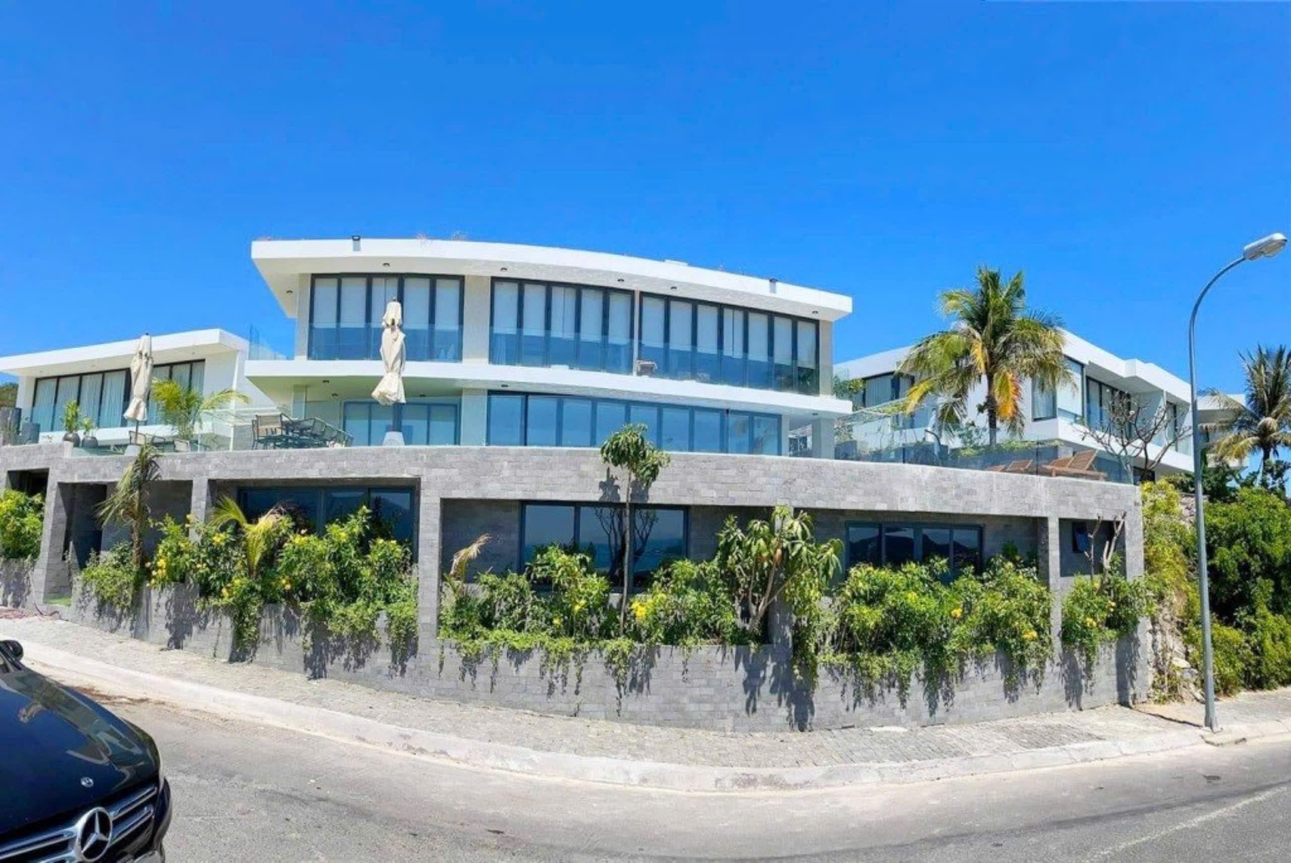 Villa B4 Pho Bien, Khu biet thu Ocean Front Anh Nguyen, 28/6 trong 빌라 단기숙박 사진 2 |