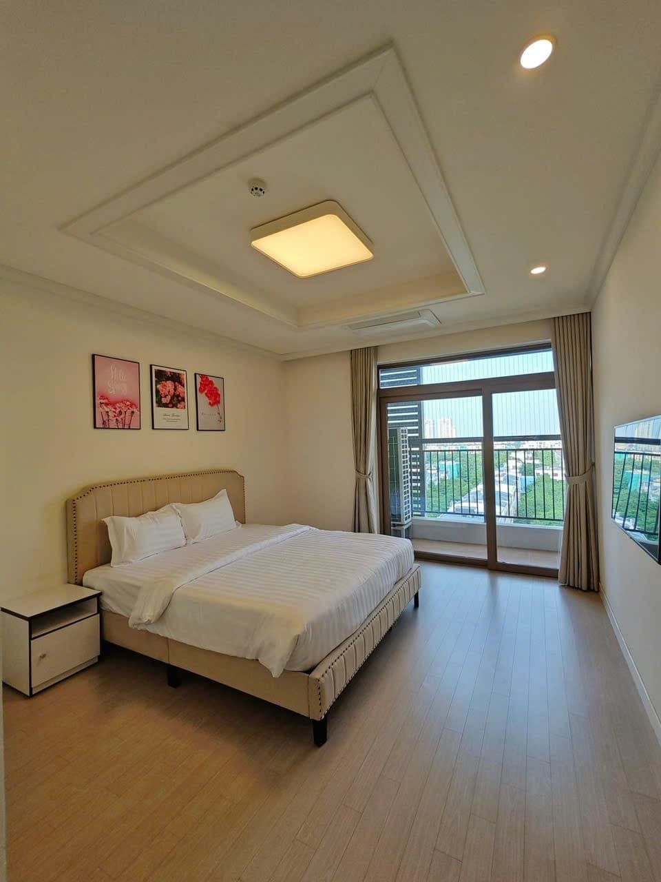 Tay Ho 14 photo