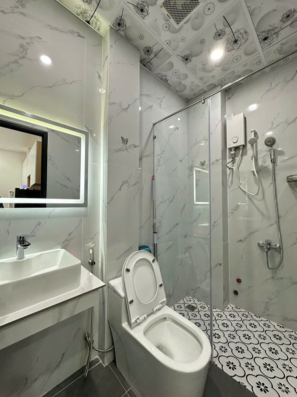 Khu vực khác / cần kiểm tra 9 ảnh