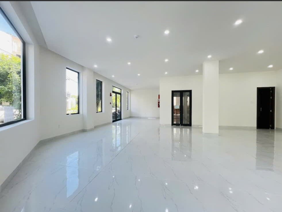 🏢 호아쑤언 상가 임대 상가 임대 사진 2 |