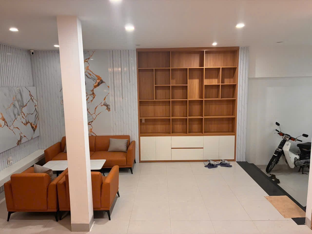 🏡 호앙지에우 풀옵션 2층 단독주택 임대 상가 임대 사진 9 |