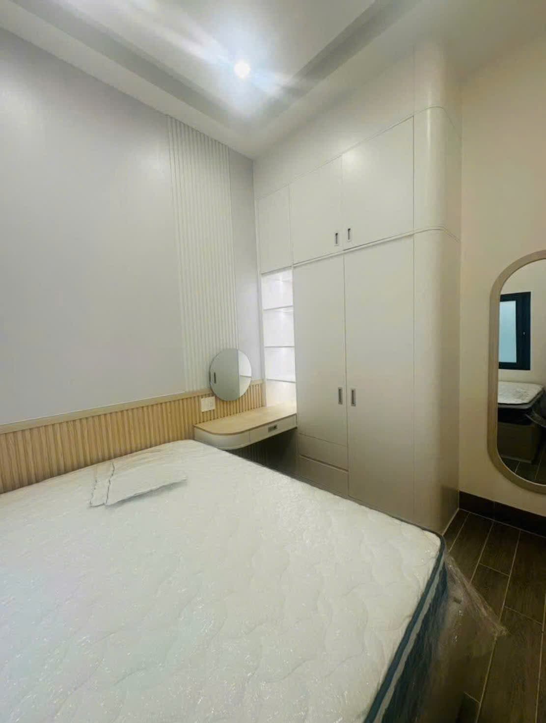 Khu vực khác / cần kiểm tra 2 ảnh