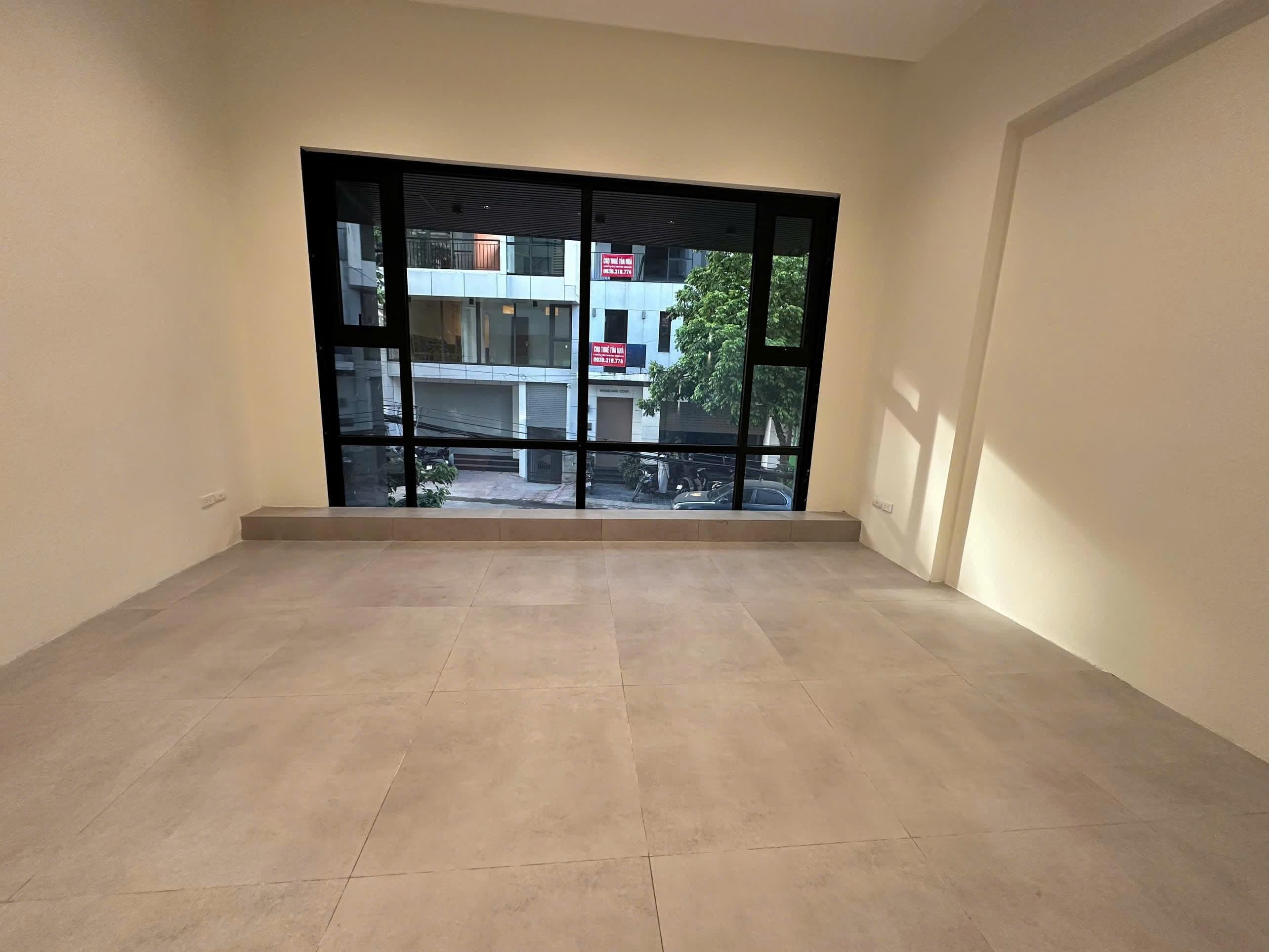🏢 상가 임대 상가 임대 사진 2 |