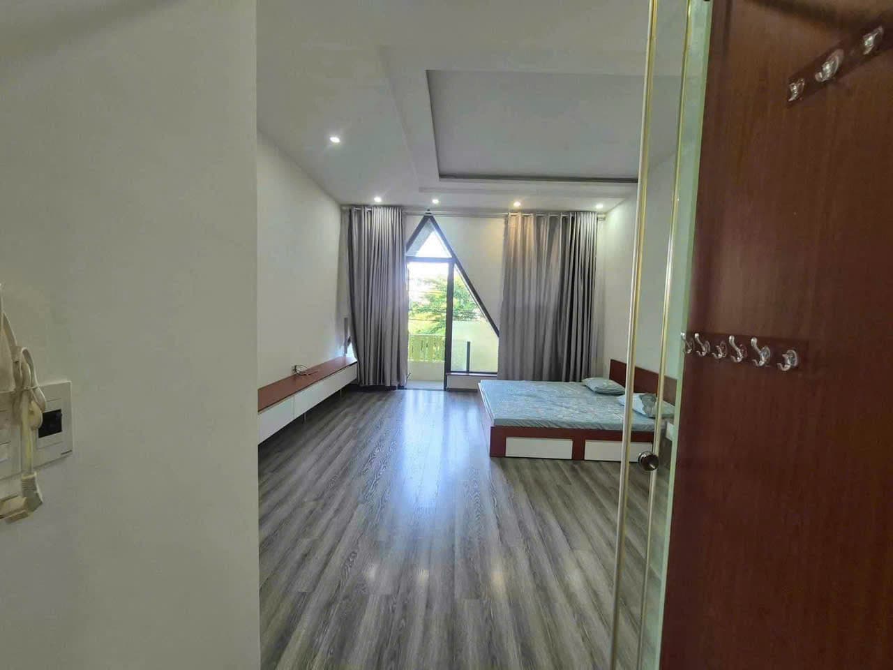 🏡 3층 단독주택 임대 월세 매물 사진 2 |