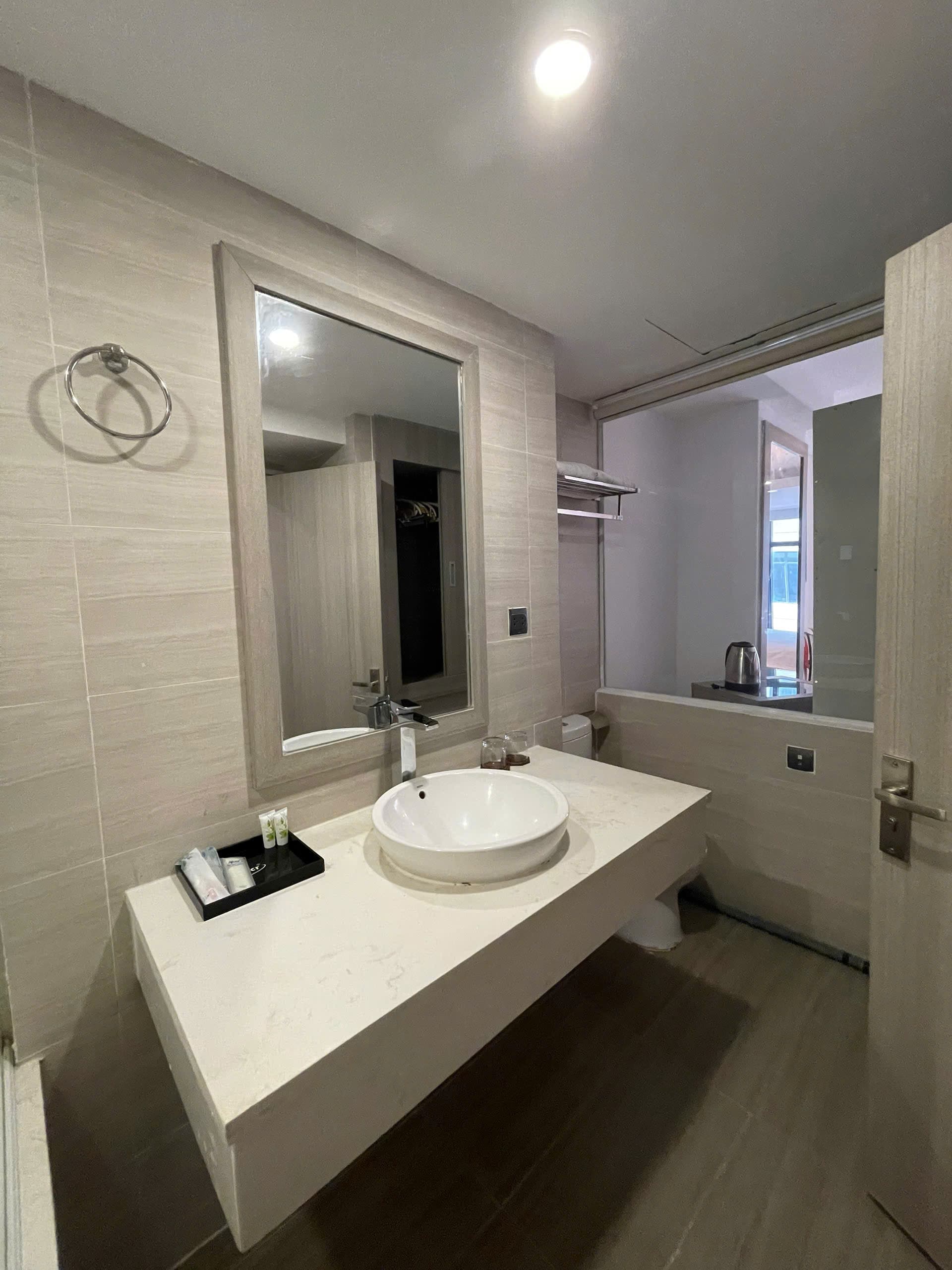 Khu vực khác / cần kiểm tra 2 ảnh
