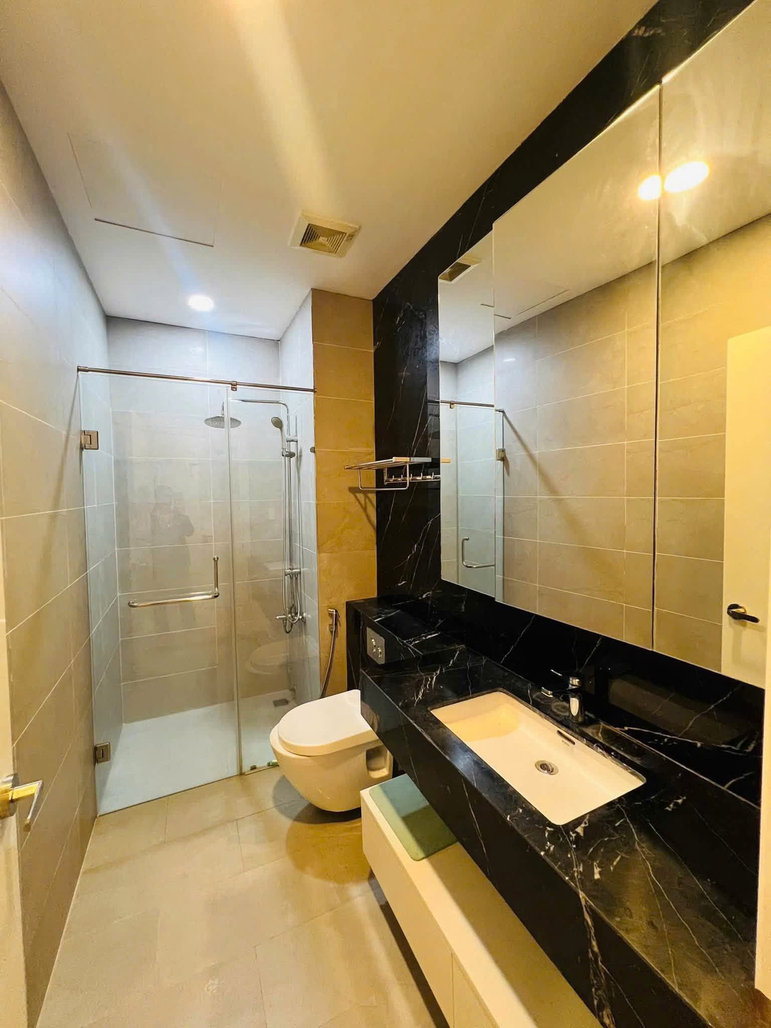 Khu vực khác / cần kiểm tra 8 ảnh