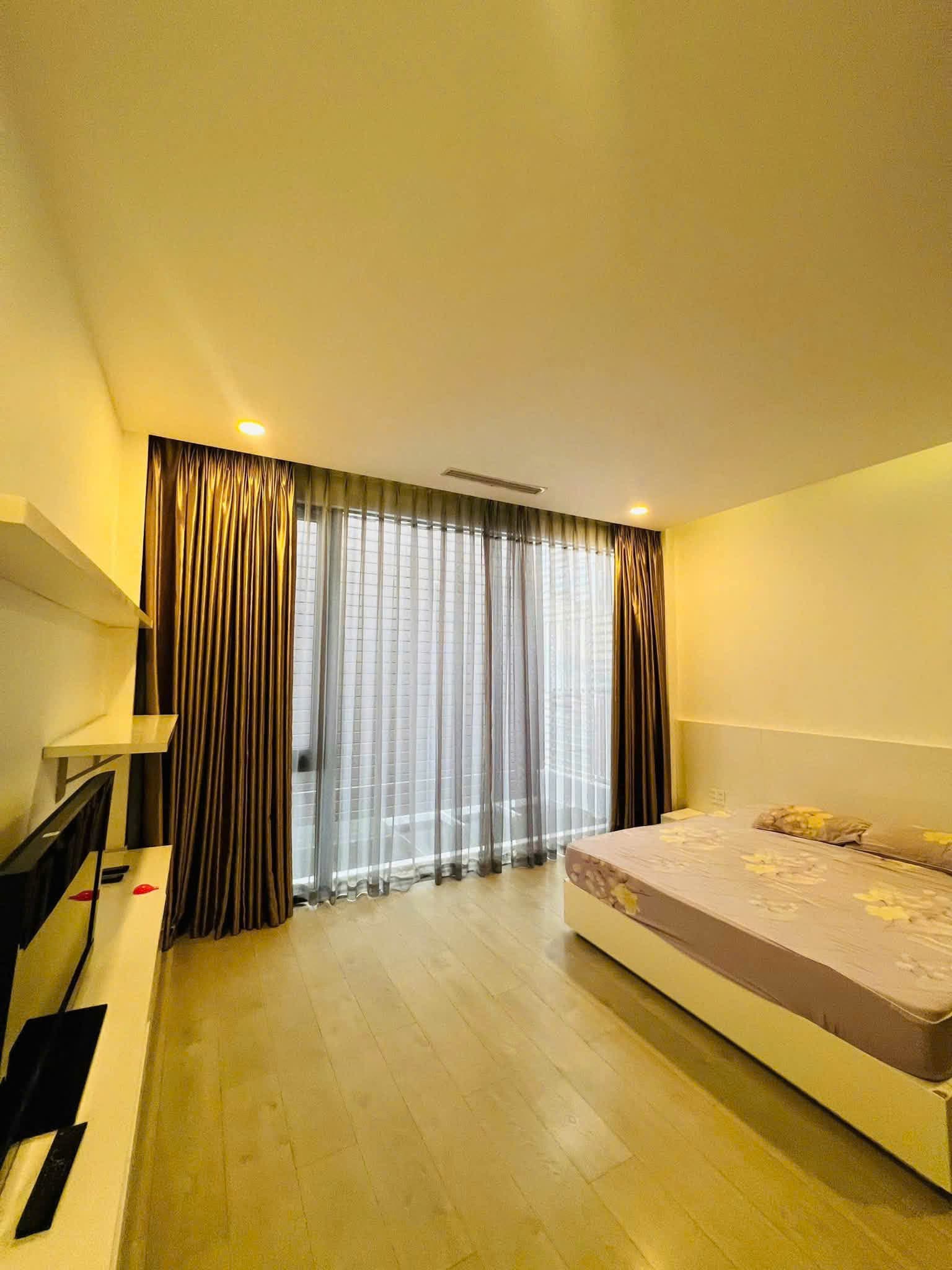 Khu vực khác / cần kiểm tra 13 ảnh