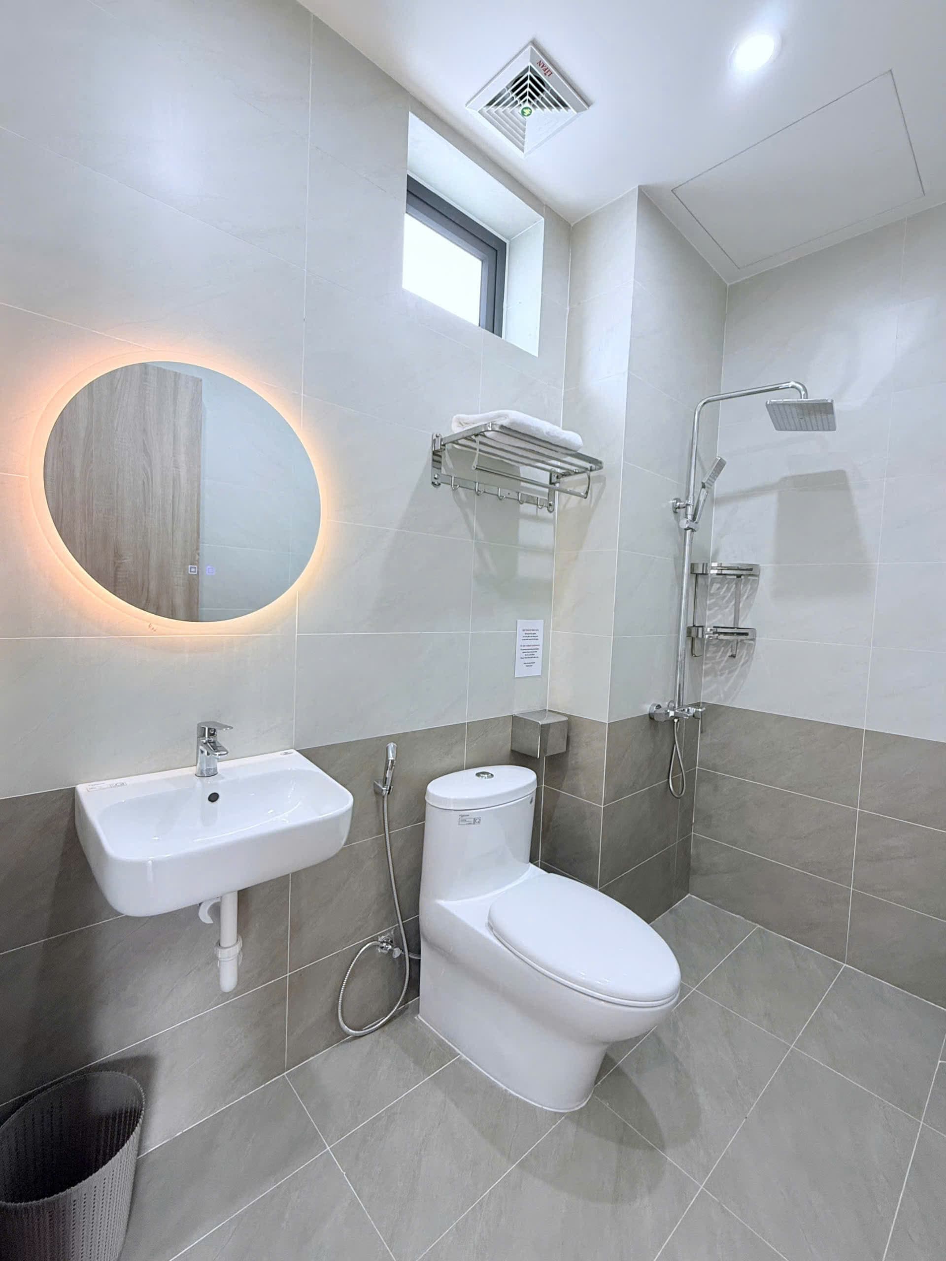 Khu vực khác / cần kiểm tra 8 ảnh