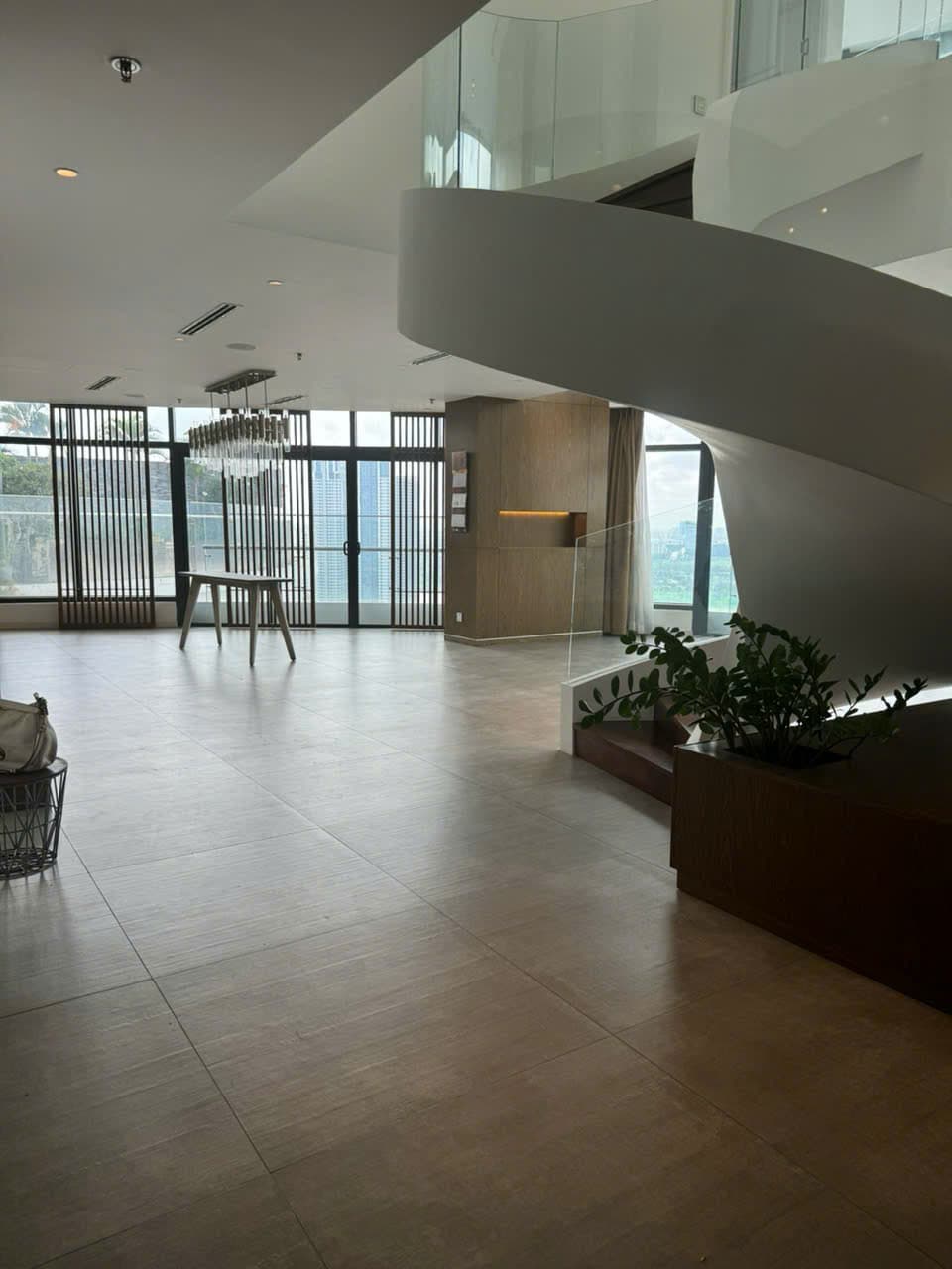 🏢 시티 가든 펜트하우스 임대 월세 매물 사진 15 |