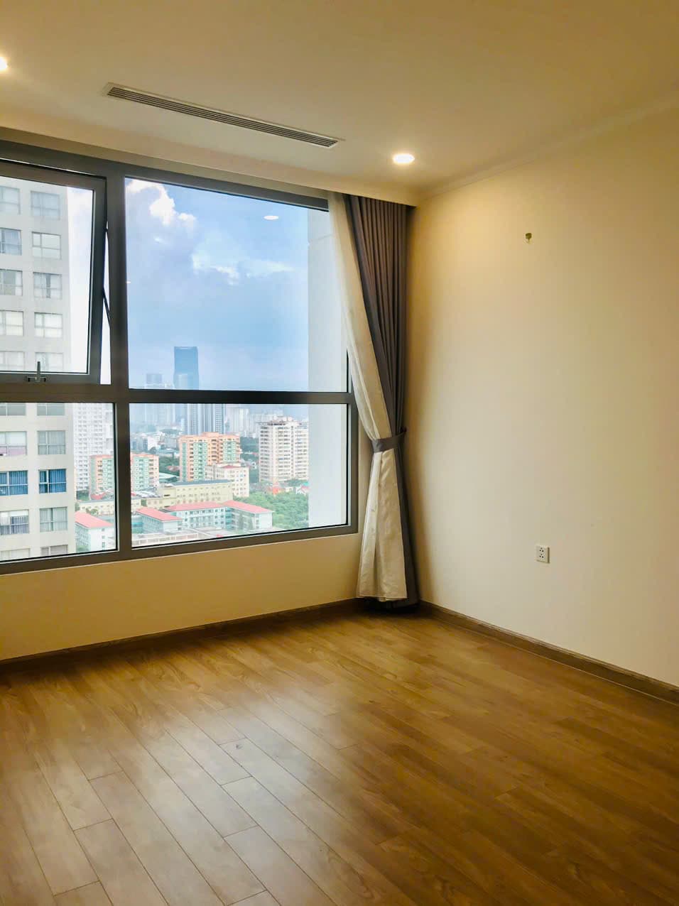 Khu vực khác / cần kiểm tra 4 ảnh