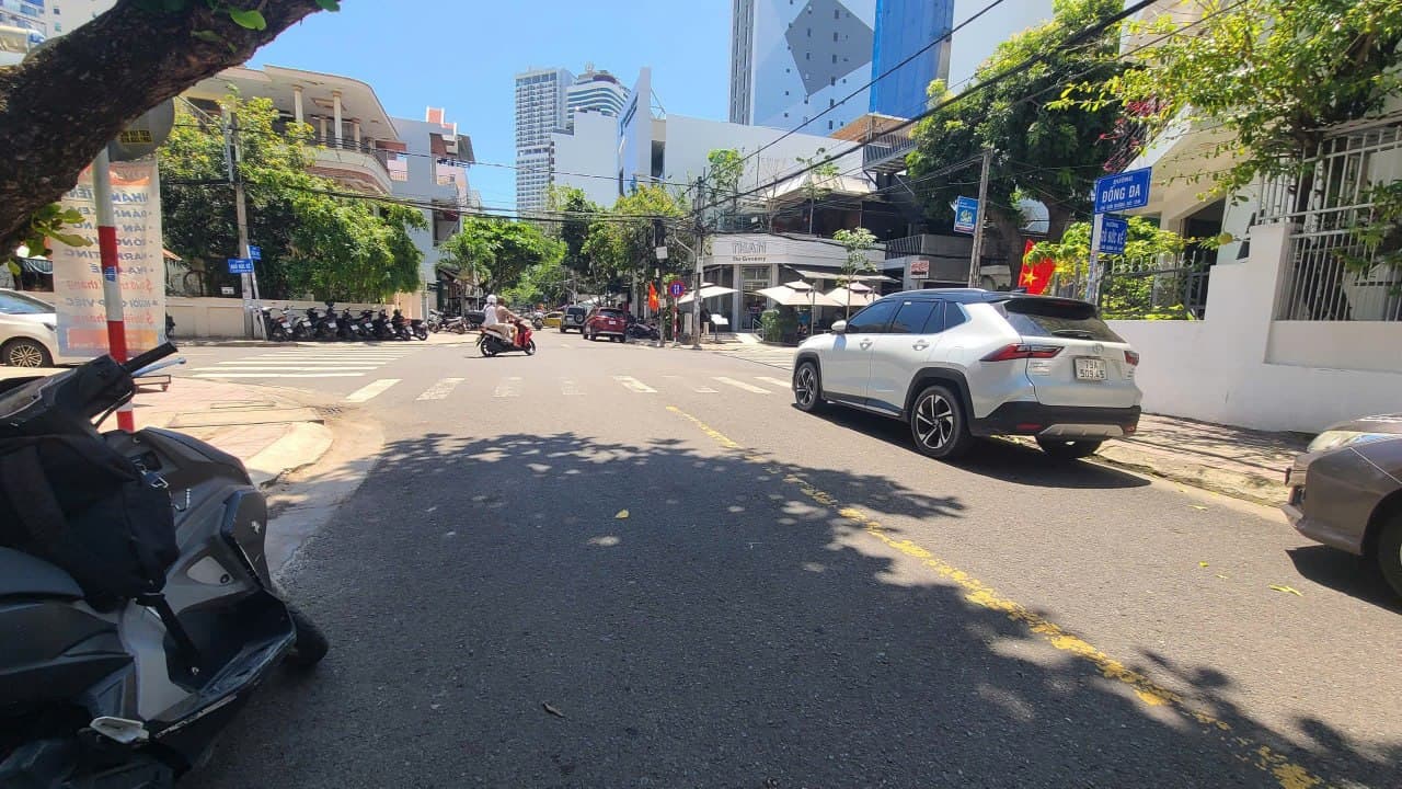 동다 한인타운 메인도로 2층 상가 임대 사진 8