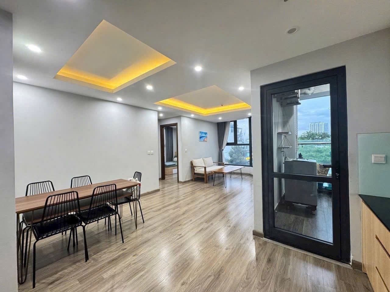 HUD 빌딩 2룸 월세