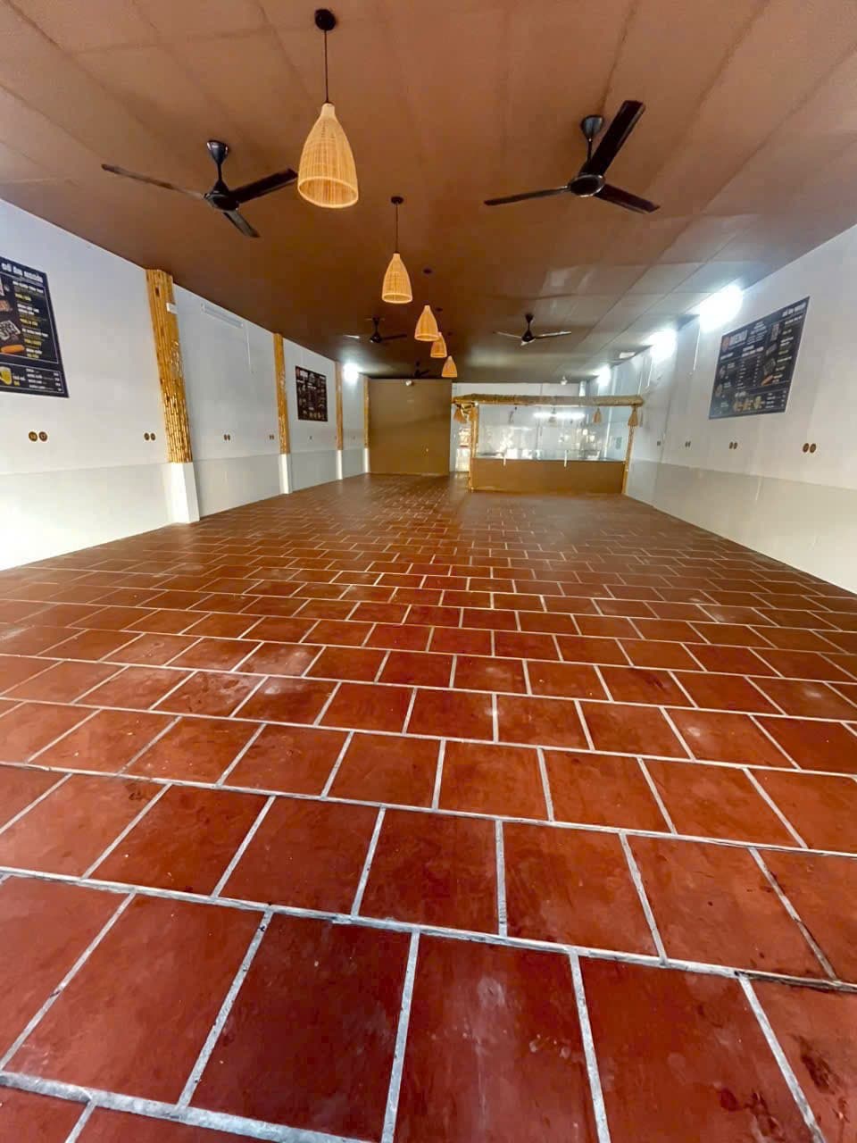 나트랑 응오지아뜨 한인타운 상가 임대 8x20m 사진 2