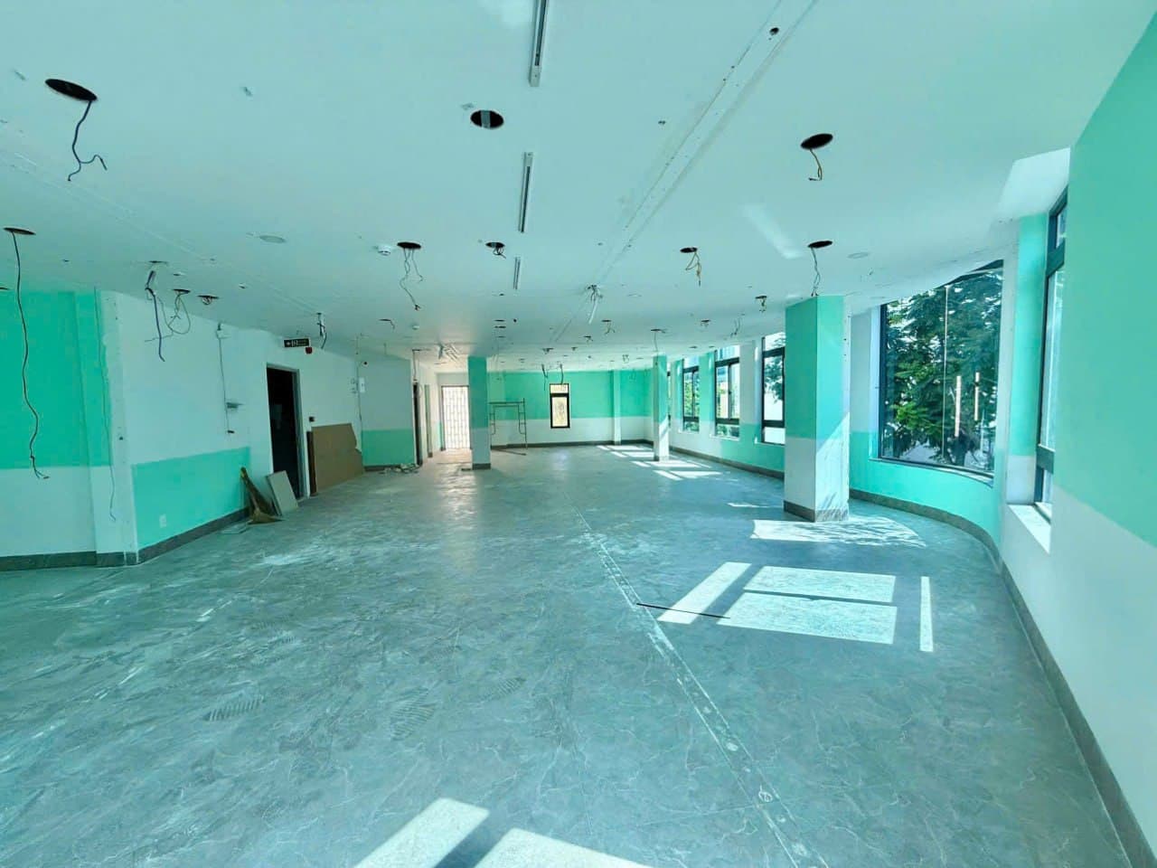 하 꽝 신도시 1층 코너 상가 200m² 사진 1