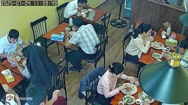 나트랑 해변 근처 3층 레스토랑 양도 사진 1