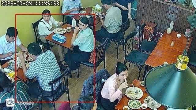 나트랑 해변 근처 3층 레스토랑 양도 사진 3 |  |