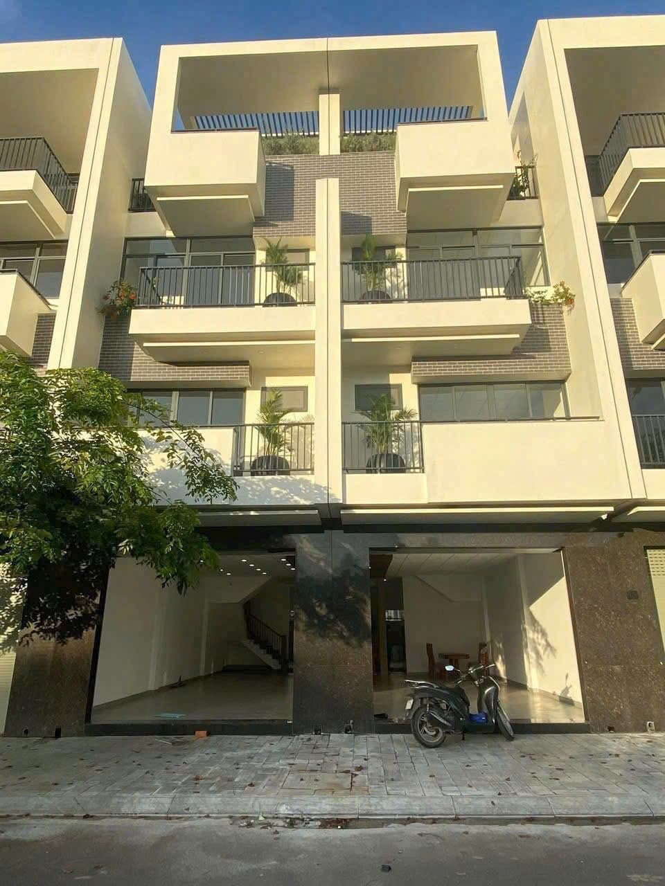 보반끼엣 듀플렉스 상업용 건물 800㎡ 사진 1