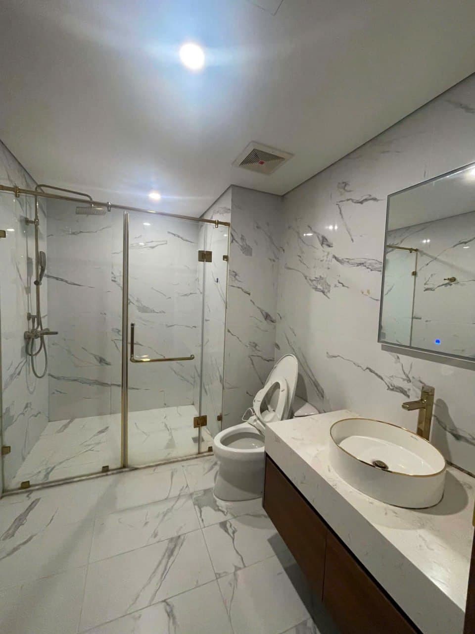 Sunshine Center 팜흥 3침실 153㎡ 월세 사진 9 |  |