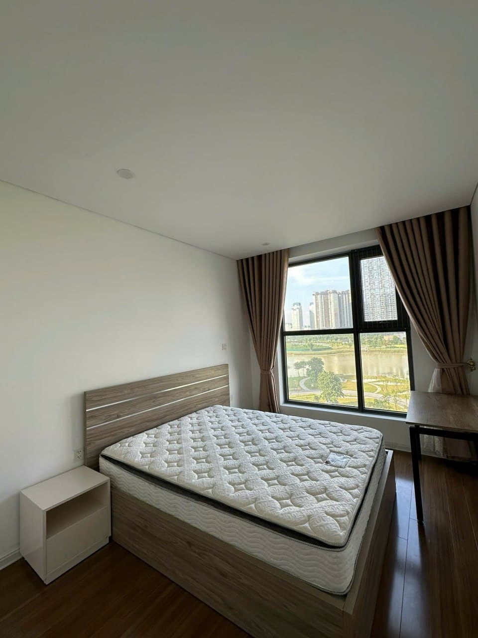 마이딘펄 풀옵션 아파트 2침실 73㎡ 사진 4 |  |  |