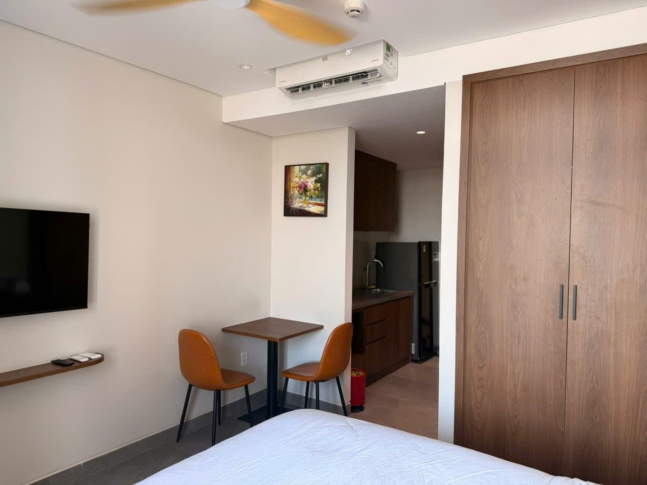 다낭 Pearl Apartment 1베드룸 월세 사진 9 |  |