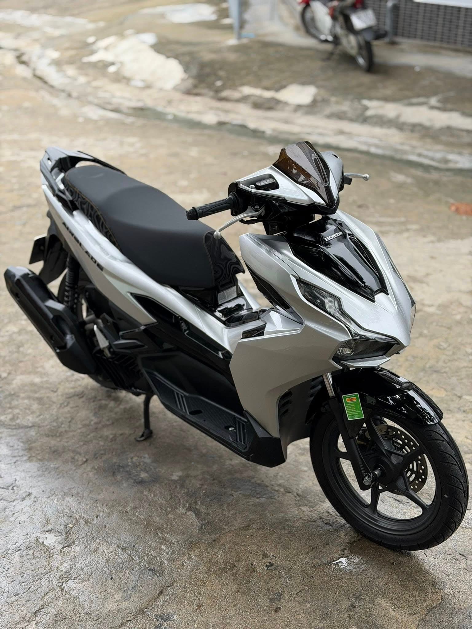 Ảnh xe máy 3 |  |  |  |  |  |