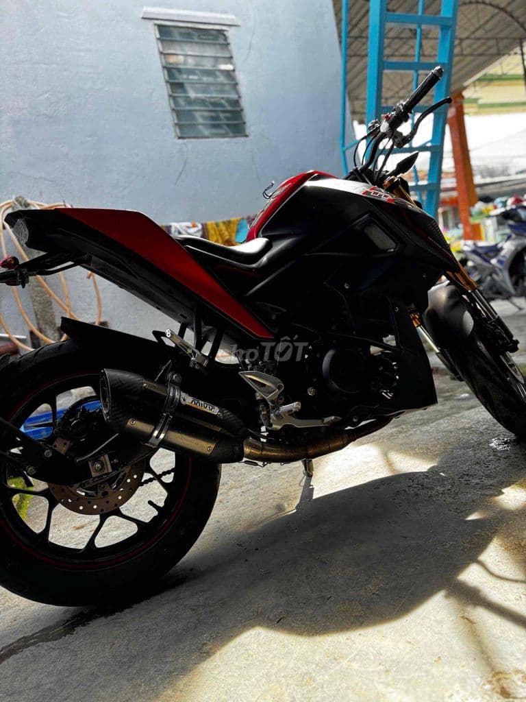 Ảnh xe máy 2 |  |