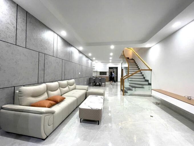 나트랑 단독주택 임대 ㅣ 풀옵션 . 가구 완비 . 외국인지역 . 자동차 진입 가능