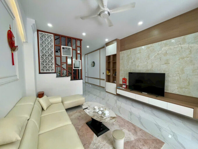 나트랑 전문가용 3층 주택 임대 ㅣ 조용한 고급 주거 지역 . 풀옵션 . 고급 인테리어