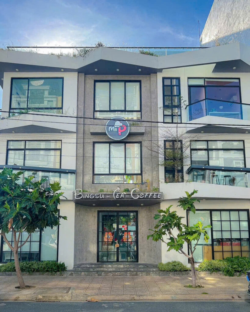 나트랑 3층 건물 임대 ㅣ 상업용으로 최적의 입지 . 장기계약 . 매우 좋은 위치